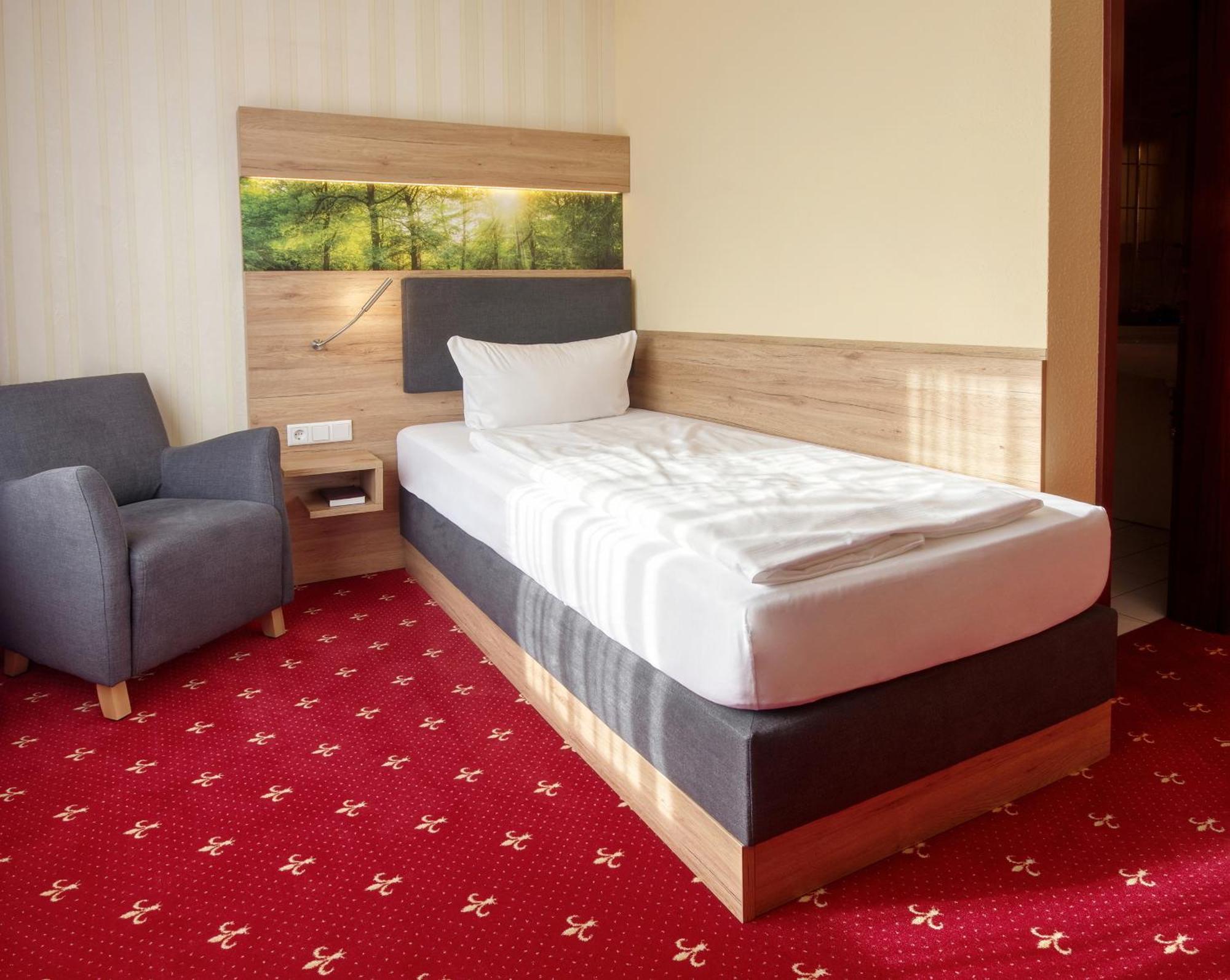 Akzent Aktiv & Vital Hotel Thueringen シュマルカルデン エクステリア 写真